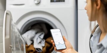 اتفاقی عجیب در ماشین لباسشویی هوشمند ال‌جی؛ مصرف ۳.۷ گیگابایت اینترنت روزانه!