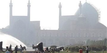 اصفهان در ۱۰ ماه گذشته چند روز هوای ناسالم داشته است؟