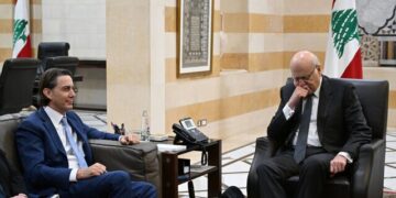 افشاگری الاخبار: فرستاده آمریکا به از لبنان خواسته که به جای حزب‌الله، ارتش لبنان در نوار مرزی مستقر شود / بلینکن با لحنی تهدیدآمیز به لبنانی‌ها گفته باید از اتفاقات غزه درس بگیرید