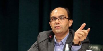 بازار سرمایه نقش کلیدی در رشد تولید و مهار تورم دارد