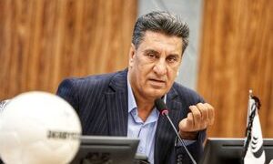 تلاش افشاریان برای بازگشت پسرش به لیست داوران