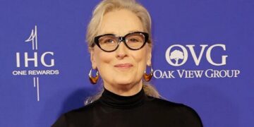 حضور نادر مریل استریپ در مراسم اهدای جایزه کری مولیگان