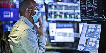 سهامداران این ۱۹ نماد مراقب باشند