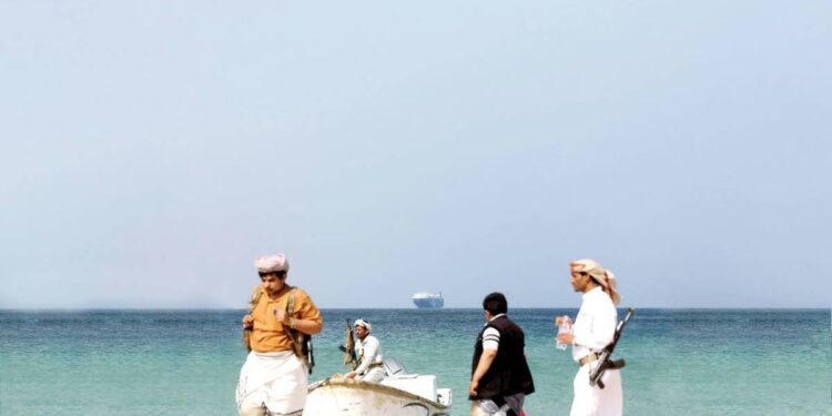 شورای امنیت از یمن خواست فورا حملات در دریای سرخ را متوقف کند / رویترز: قطعنامه تلویحا مهر تاییدی بر عملیات آمریکا برای دفاع از کشتی‌ها در دریای سرخ است/ چین و روسیه به این قطعنامه رای ممتنع دادند