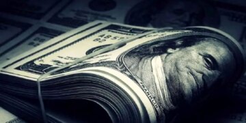 ماجرای دلار ۱۵۰ و ۲۰۰ هزار تومانی چیست؟