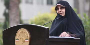 مادران باردار و کوکان زیر ۵ سال تحت پوشش بیمه رایگان قرار می‌گیرند