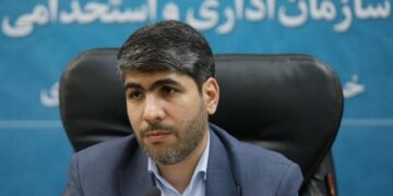 پنجشنبه‌ها تعطیل می‌شود یا شنبه‌ها؟