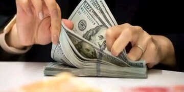 پیش بینی قیمت دلار 18 دی 1402 / رشد پلکانی دلار آغاز می‌شود؟