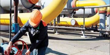 چرا گاز برخی صنایع در زمستان قطع می شود؟