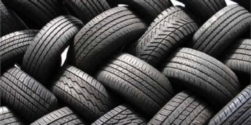 ۵۰۰۰ حلقه لاستیک احتکار شده در تهران کشف شد