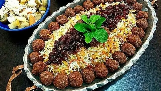 باورها و خرافات در مورد غذاهای شب سال نو