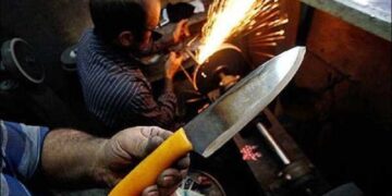 1711877816 قدمت چاقوی زنجان به۱۸ قرن پیش برمی گرددفعالیت افراد با