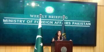 اسلام آباد به پروژه گاز ایران متعهد است