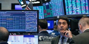 اعداد و ارقام اقتصادی در هفته آخر سال ۱۴۰۲