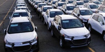 اعلام 14 خودروی جدید وارداتی برای ثبت نام این افراد