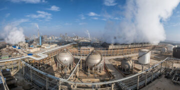 افزایش ۳۳ درصدی فروش پتروشیمی بندر امام در ۱۴۰۲