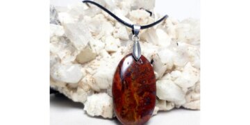 این سنگ در زندگی مردم فروردینی معجزه می کند