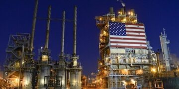 تولید نفت آمریکا در ژانویه امسال کاهش یافت