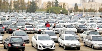 خودروهای خارجی را با یک میلیارد بخریم یا ایرانی؟