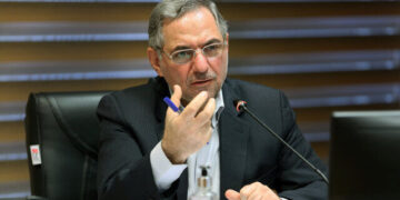 فعلا مجوزی برای به کارگیری معلمان بازنشسته در سال تحصیلی