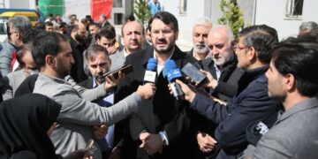 معطل چینی‌ها برای ساخت مسکن نمی مانیم پیگیر افزایش سقف