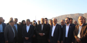 نخستین برداشت گندم کشور سال جدید در هرمزگان انجام شد؛