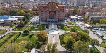 ۱۴۰۳ سال خدمات محله ای، زیباسازی و سرمایه گذاری خواهد