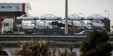 1712319945 ورق پژو به بازار خودرو بازگشت ایران خودرو این