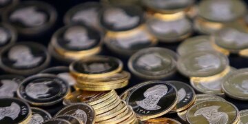 1712406353 قیمت انواع قطعات سکه کاهش یافت قیمت انواع سکه امروز