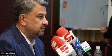 1712995903 ادارات باید در ساعات کاری مصارف برق خود را ۳۰درصد