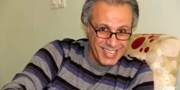 1713020756 اولین عکس دختر جذاب و قد بلند عمو فیتیله ای