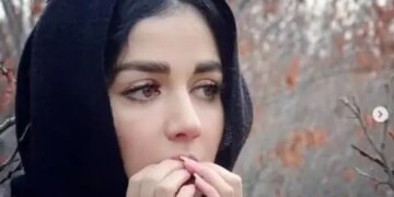 1713415987 اولین عکس از همسر شیک پوش افسانا پاکرو این