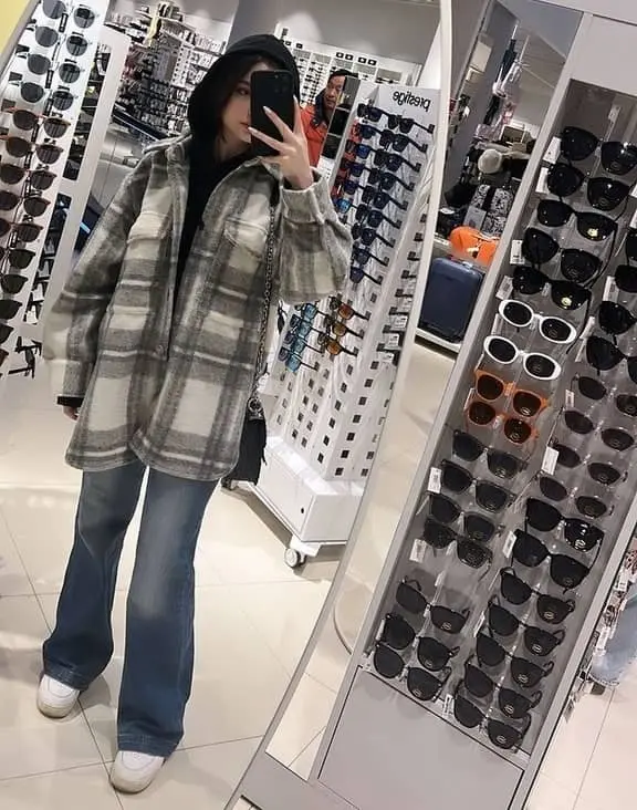 سارا فرقانی