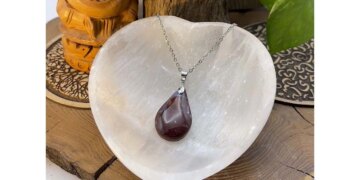 9 خاصیت این سنگ طبیعی برای متولدین فروردین