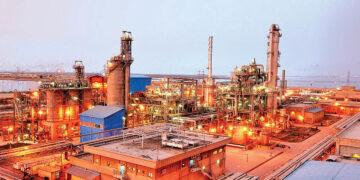 احیای پتروشیمی آبادان توسط شستا کلید خورد