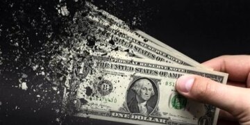 افشای نقش دولت در گرانی دلار قربانی کدام کابینه است؟