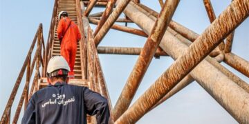 اما و اگرهای ساخت سکوهای ۷ هزار تنی