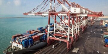 تخلیه‌ و بارگیری ۱۷۵ میلیون تن کالا در فروردین ۱۴۰۳