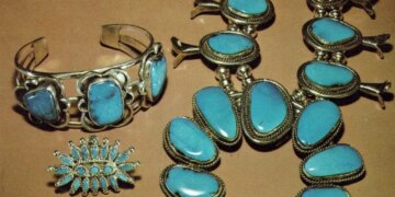 حقایقی عجیب در مورد سنگ فیروزه