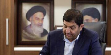 حقوق امسال کارمندان دولت، اساتید، قضات، بازنشستگان و والدین شهدا