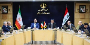 دیدار وزیر راه و شهرسازی کشورمان با وزیر حمل‌ونقل عراق