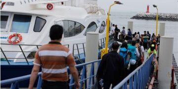 رفت و آمد بیش از نیم میلیون گردشگر در تعطیلات