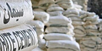 سیمانی‌ها با عرضه ۱۲ میلیون تنی مهمان بورس کالا هستند