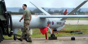 صنعت پهپادی انگلیس، افتضاح به بار آورد