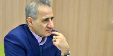 فروردین پر حادثه از نگاه یک فعال اقتصادی سیدحمید حسینی