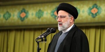 فعالان اقتصادی از عددسازی‌ها در بازار نگران نباشند