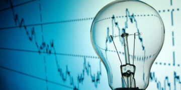 مصرف برق دیروز چهار هزار و ۵۰۰ مگاوات افزایش یافت