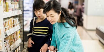 نرخ دستمزد واقعی در ژاپن کاهش یافت