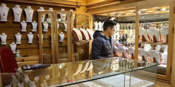 پشت پرده های جنجال مالیات طلا فروشان طلافروشان چقدر