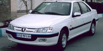 پژو پارس در مرز 900 میلیون تومان جدول قیمت